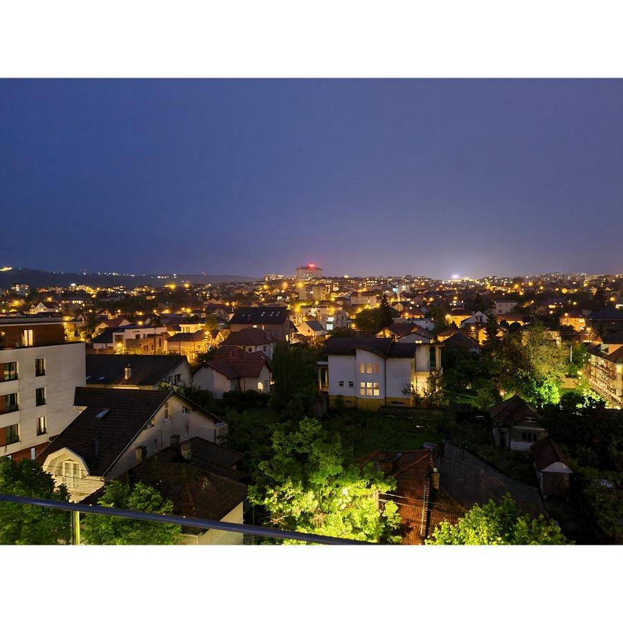 Parisian Apartment Cluj Exterior foto